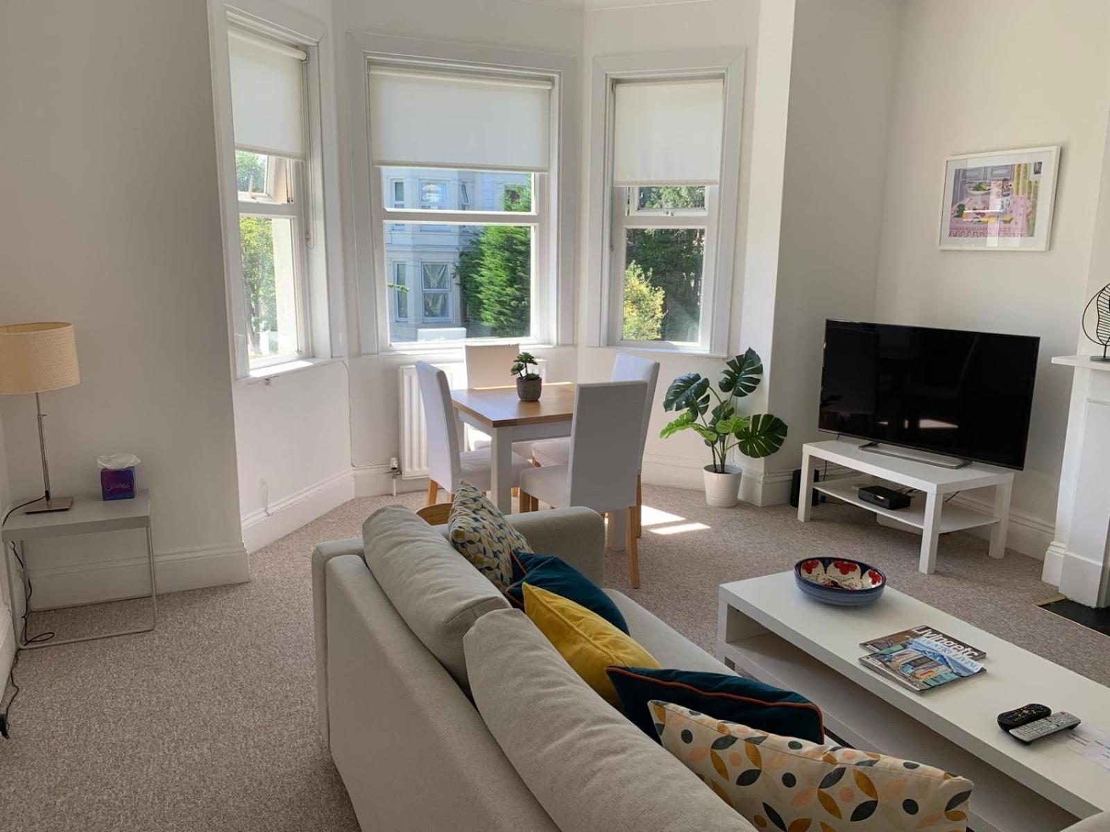 Tree Tops Apartment In Tunbridge Wells Ngoại thất bức ảnh